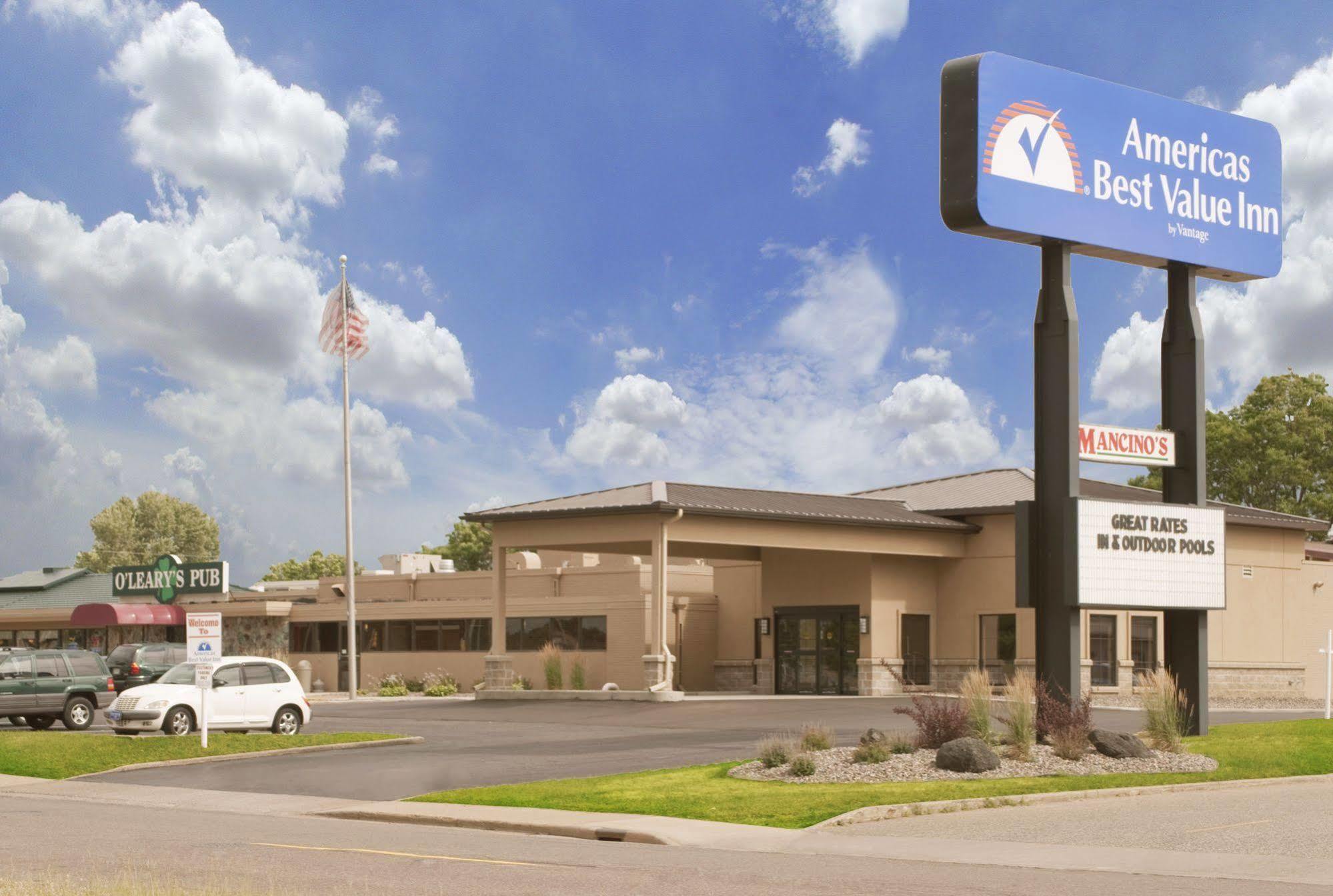Americas Best Value Inn - Campus View Eau Claire Buitenkant foto